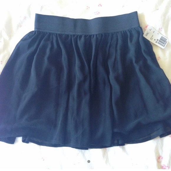 NWT Forever 21 chiffon black mini skirt - Medium - Picture 1 of 2